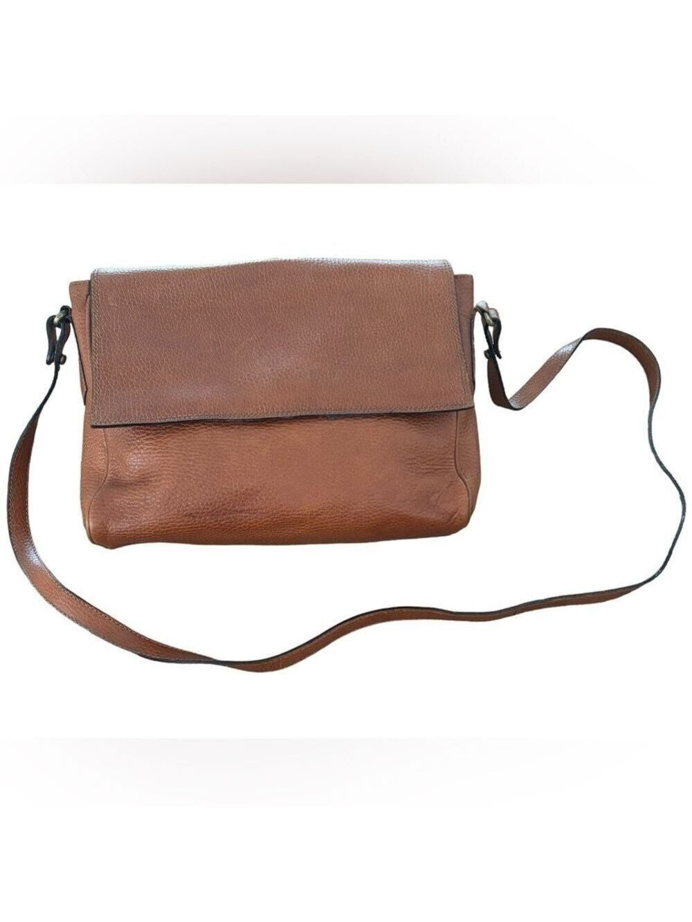 70s CARMEL BROWN PEBBLE LEATHER  SHOULDER BAG BRASS HARDWARE LEATHER LINED PURSE